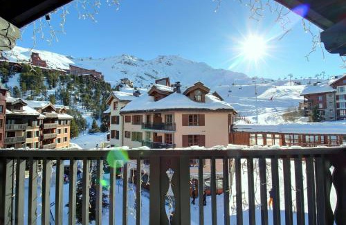 Arc-1950 Apartment | ARC 1950, Appartement 3 chambres Duplex Cheminée, 10 personnes