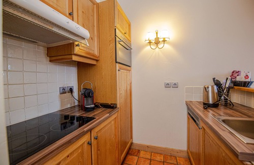 Arc-1950 Apartment | Arc 1950, Hameau du Glacier, Top floor, 65m2, Fireplace, South-facing balcony, Swimming pool