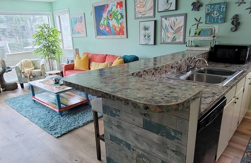 Myrtle Beach Condo | Arcadian Dunes, Snowbirds Welcome, Monthly Discounts