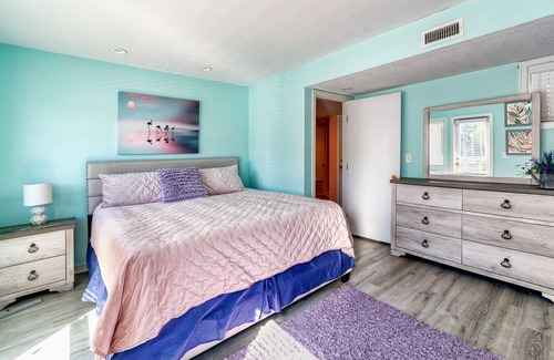 Myrtle Beach Condo | Arcadian Dunes, Snowbirds Welcome, Monthly Discounts