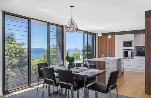 Blackmans Bay House | Architect Designed Coastal Retreat with Views.