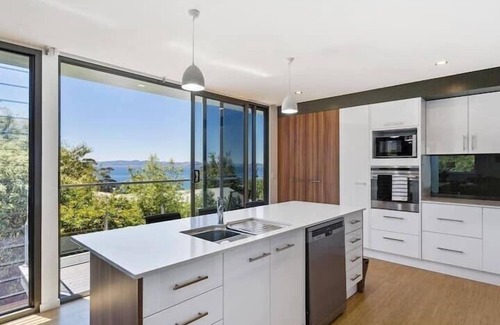 Blackmans Bay House | Architect Designed Coastal Retreat with Views.
