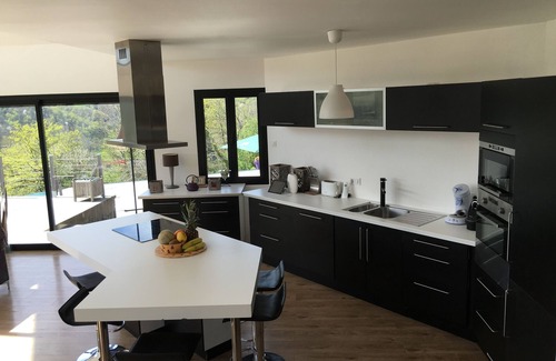 Saint-Hippolyte House | Architect house with swimming pool, panoramic view, beautiful expo