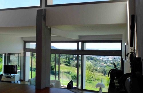 Jean-Medecin Villa | Architectural villa with panoramic sea view at Nice in the French Riviera
