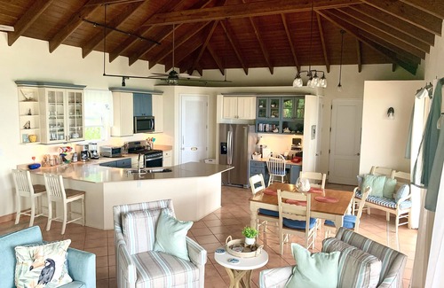 Point Rendezvous Villa | Arco Iris~3 Private King Suites, AC, Private Pool, Ocean Views, well appointed!