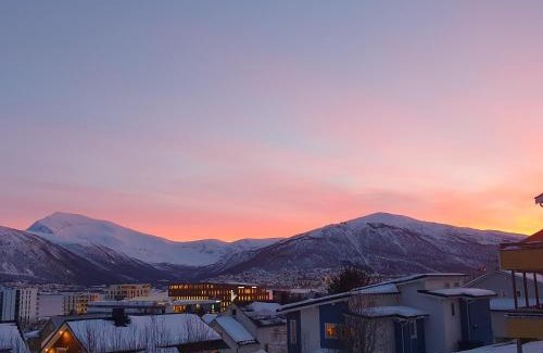 Tromso Apartment | Arctic view - Sentral apartment with free parking
