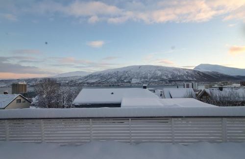 Tromso Apartment | Arctic view - Sentral apartment with free parking