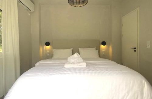 Spata-Artemida Apartment | Arcus by Aestas Suites