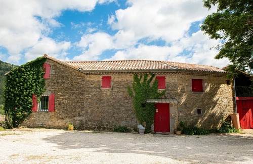 Vesseaux House | Ardéchoise stone house with character private pool 6-8 pers