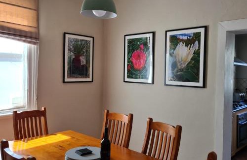 Orange House | Arden on McLachlan