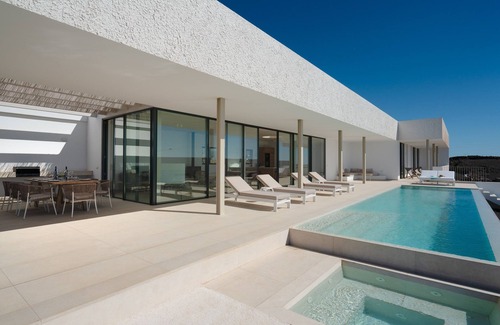 Tias Villa | Areté. Casa Fuego, con Increíble Terraza y Vistas Panorámicas al mar