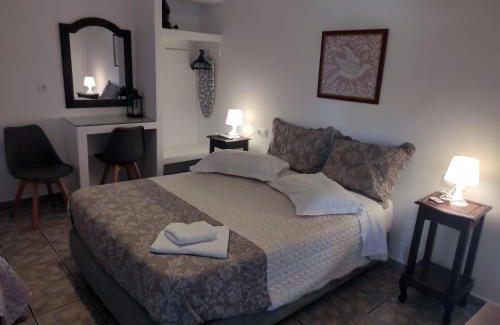 Platis Gialos Apartment | Aristeides - Moscha Apartments