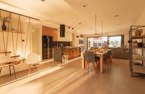 Acharavi Villa | Arivallos Villa and SPA is a luxury villa with high standards.