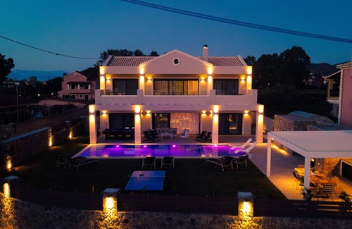 Acharavi Villa | Arivallos Villa and SPA is a luxury villa with high standards.