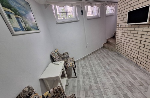 Bozcaada Hotel | ArkaDeniz Konukevi Bozcaada