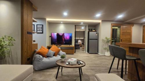 Nimman Apartment | ARMO Nimman 2 Suite