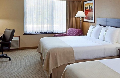 Town of Orangetown Hotel | Armoni Inn & Suites