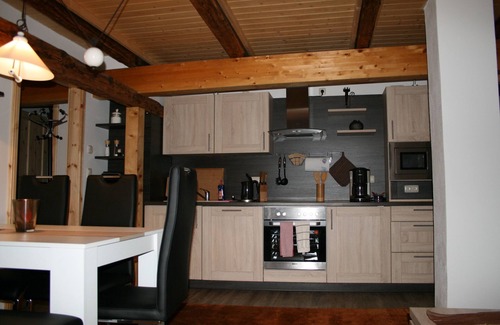 Niederfrohna Apartment | arrive, take a deep breath, let your mind wander . 5-star apartment