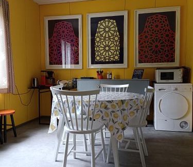 Maenttae-Vilppula Apartment | Art House & Sculpture Garden