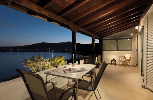 Lavreotiki Cottage | Art Sounion, Seafront Elegance
