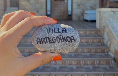 Ibarranguelua Villa | Artegoikoa, Villa Situada Junto a la Costa