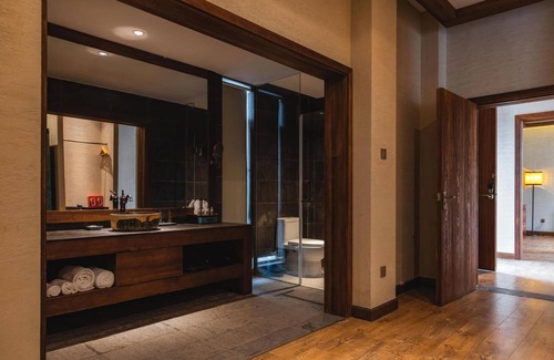 Bayi District Hotel | Artel Poly Linzhi