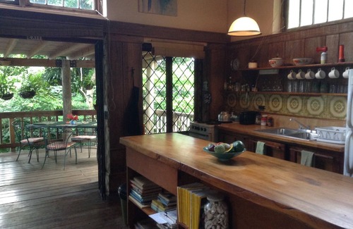Tower Isle Cottage | Artist Cottage at Glory Be - Charming seafront cottage with amazing views