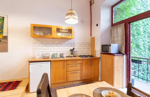 Wesoła Zachod Apartment | Artistic&Cozy in the Old Town