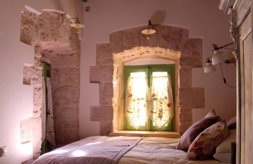 Megalochori House | Artists' house in the centre of Megalochori, 5min away from sandy beach