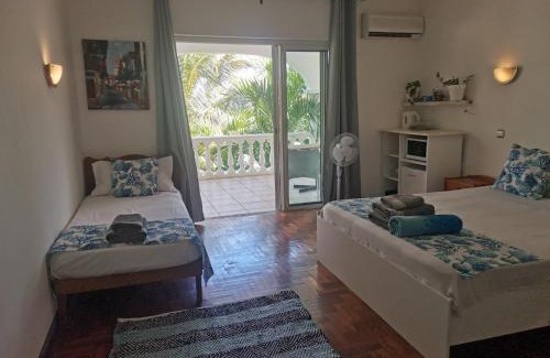 La Preneuse House | Artists house