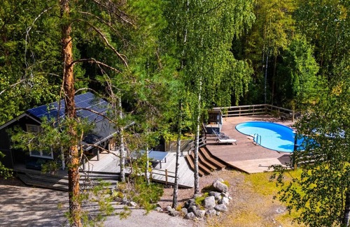 Espoo Cottage | Artists Nuuksio Retreat with Heated Pool, 800 Meters from Lake, Table tennis, Pool table