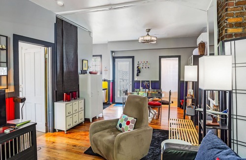 Beach Institute Cottage | Artsy & Pet Friendly in Historic District, Easy Parking by Lucky Savannah