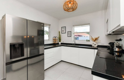 Bubali House | Aruba Dushi Casa + Studio minutes to Eagle Beach !