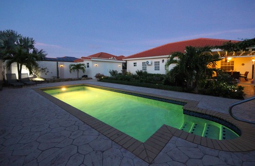 Noord Villa | Aruba Gloria Villa - Three Bedroom Villa, Sleeps 6
