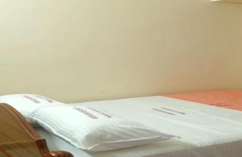 Tiruchendur Hotel | Arumugam Residency AC