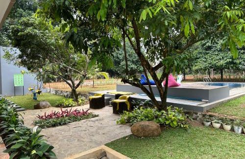 Sukaraja Villa | Arunni garden