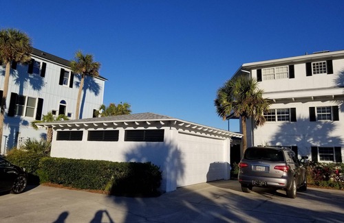 Fernandina Beach House | As seen on HGTV's BEACH HUNTERS !