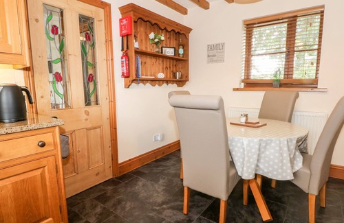 Holywell Cottage | ASH FARM COTTAGE, romantic, character holiday cottage in Caerwys