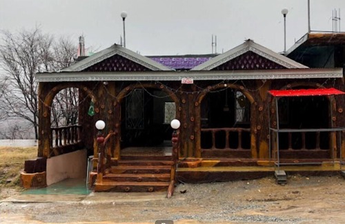 Dhirkot House | Ashraf R & Jungle View Guest House