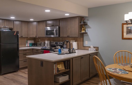 Wildernest House | Aspen Grove Retreat, nDuplex Bordering the National Forest near Silverthorne