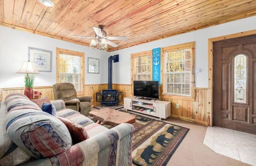 Grand Lake Cabin | Aspen Leaf Lodges is back with 4 newly renovated cabins
