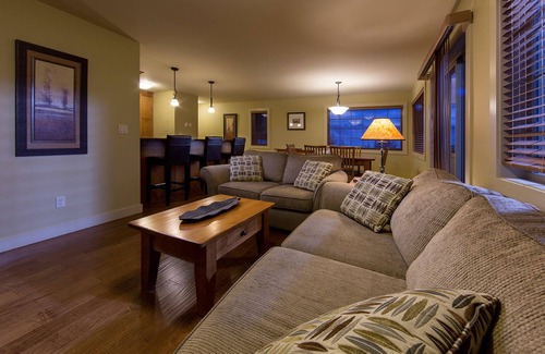 Golden Condo | Aspens at Kicking Horse Mountain Resort