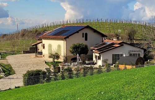 Dogliani Bed & Breakfast | Assiolo Relais