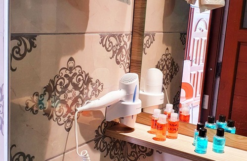 Ayvacik Hotel | Assos Nazan Motel Restoran Beach