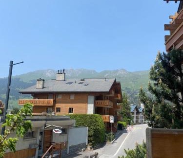 Verbier Apartment | Astoria 127