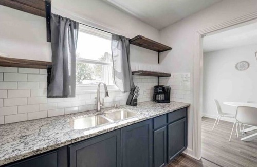 Central Arlington House | AT&T Stadium Tailgate Retreat Walk Instantly ATT