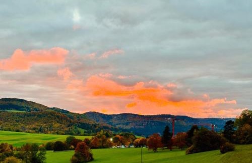 Albstadt Apartment | Atemberaubender Ausblick mit Premium-Wanderwegen vor der Haustür