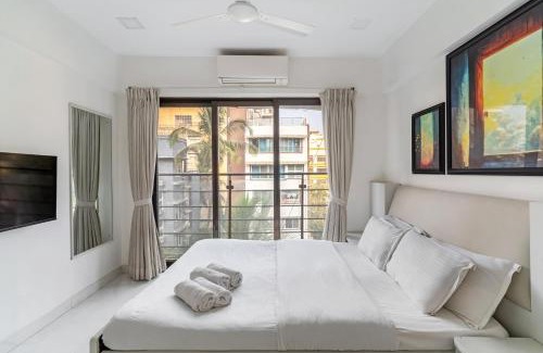 Khar Apartment | Athena 2BHK Khar W by The Bombay Home Company