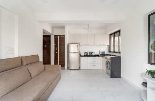 Khar Apartment | Athena 2BHK Khar W by The Bombay Home Company