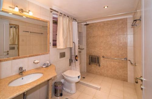 Lefktron Villa | Athena's cottage Stoupa